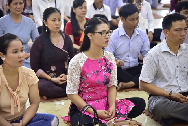 The Wedding Ceremony at the pagoda