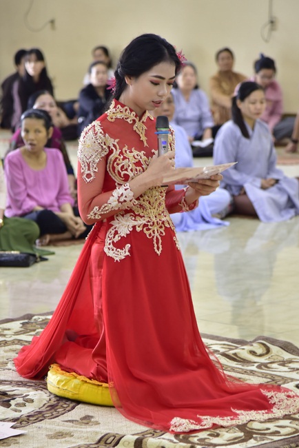 The Wedding Ceremony at the pagoda