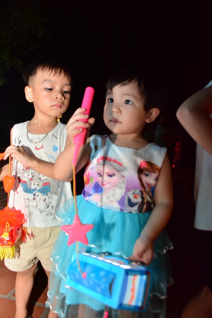 Mid-Autumn Festival at Tay Khanh Pagoda, Thai Binh