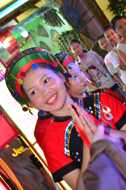 Mid-Autumn Festival at Tay Khanh Pagoda, Thai Binh