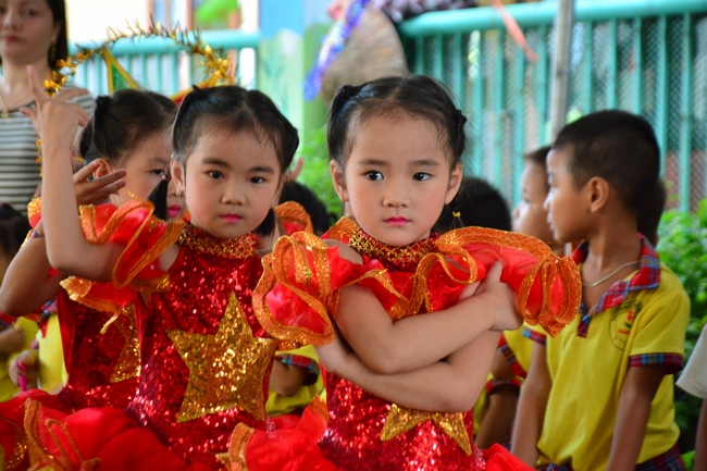 Mid-Autumn Festival at Tay Khanh Pagoda, Thai Binh