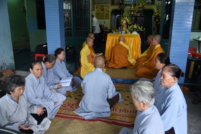 Praying for rebirth, releasing creatures and the ceremony of putting the Buddha statue