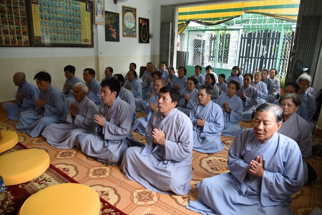 Tu niệm Phật một ngày Cần Thơ