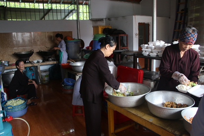 The peaceful Retreat at Tieu Dao pagoda - Quang Ninh