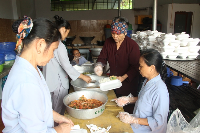 The peaceful Retreat at Tieu Dao pagoda - Quang Ninh