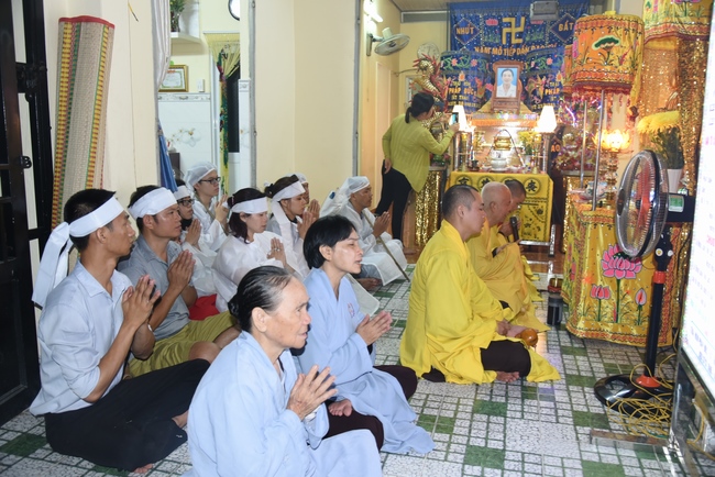 Praying the rebirth for soul Mrs. Bui Thi Kim Van