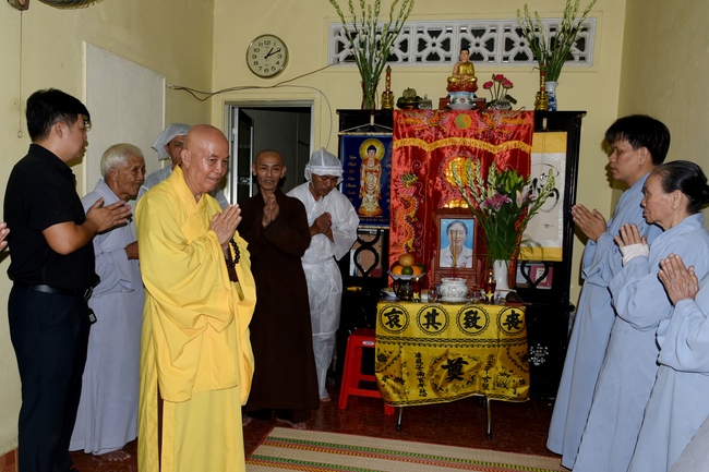 Praying the rebirth for soul Mrs. Bui Thi Kim Van