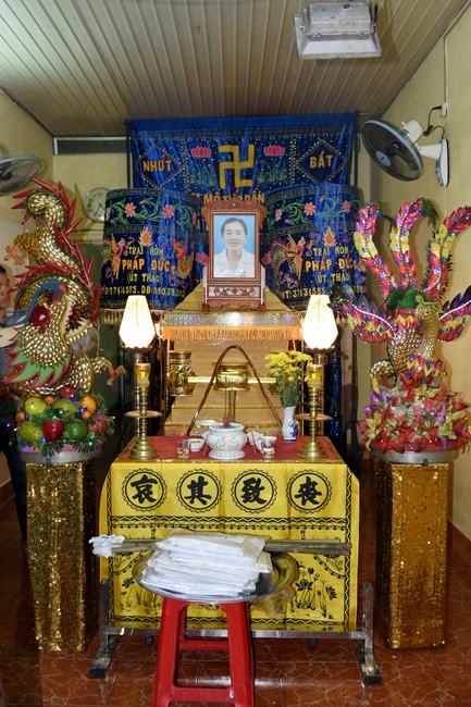 Praying the rebirth for soul Mrs. Bui Thi Kim Van