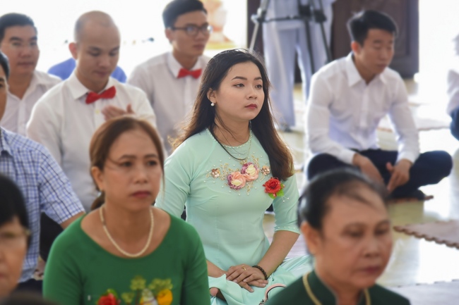 The Wedding ceremony at the pagoda
