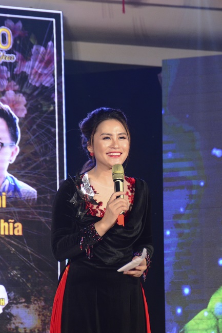 Welcoming the Rat Year by the Music Performance Hoang Phap's Spring...