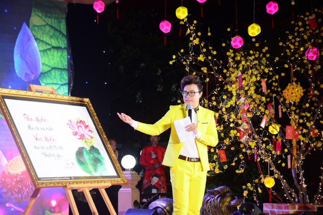 Welcoming the Rat Year by the Music Performance Hoang Phap's Spring...