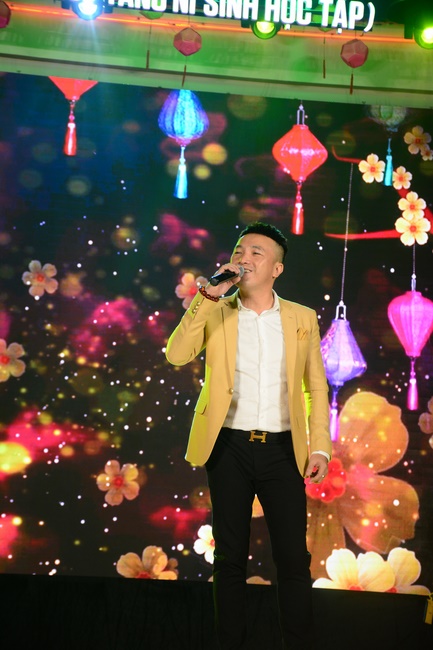 Welcoming the Rat Year by the Music Performance Hoang Phap's Spring...