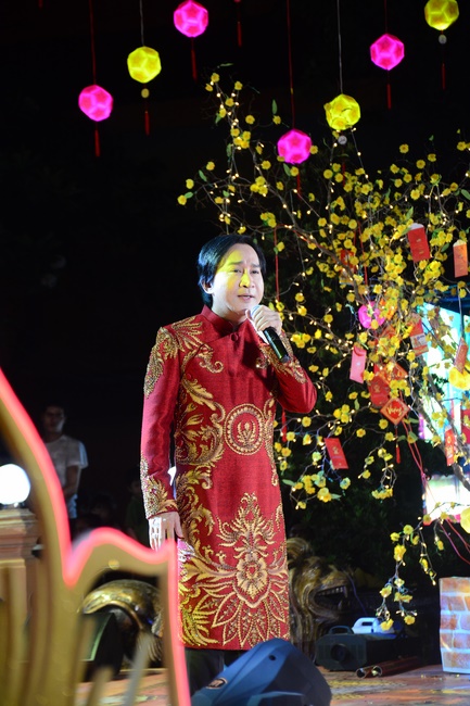 Welcoming the Rat Year by the Music Performance Hoang Phap's Spring...