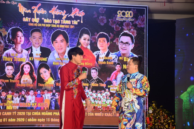 Welcoming the Rat Year by the Music Performance Hoang Phap's Spring...