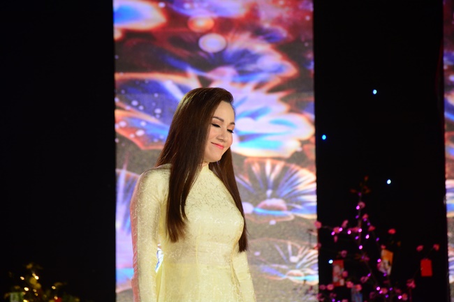 Welcoming the Rat Year by the Music Performance Hoang Phap's Spring...