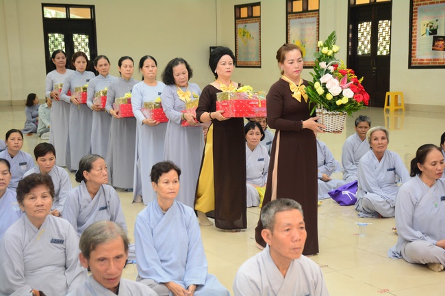 The 30th anniversary of establishment of the Hoang Phap Pagoda 's Support Board