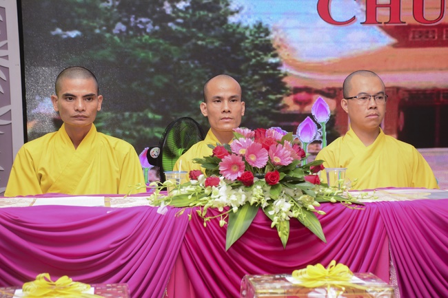 The 30th anniversary of establishment of the Hoang Phap Pagoda 's Support Board