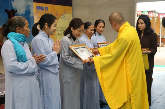 Khóa tu niệm Phật một ngày và Tổng kết Phật sự chùa Đống Cao