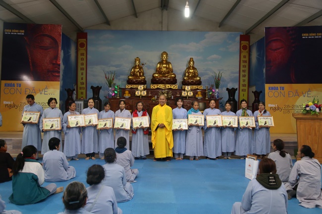 Khóa tu niệm Phật một ngày và Tổng kết Phật sự chùa Đống Cao