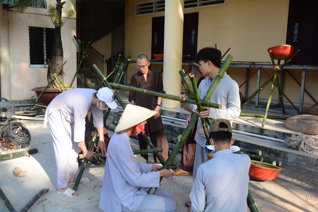 Series photos of activities preparing for the New Year 2020