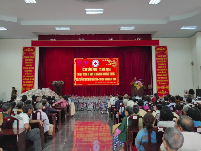 Charity in Hau Giang