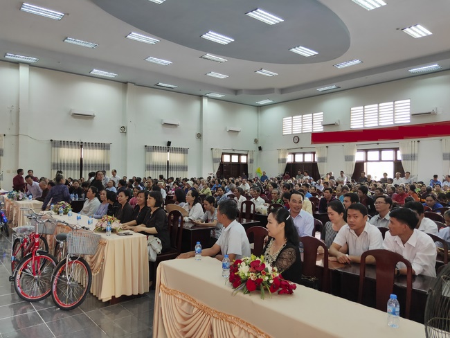 Charity in Hau Giang