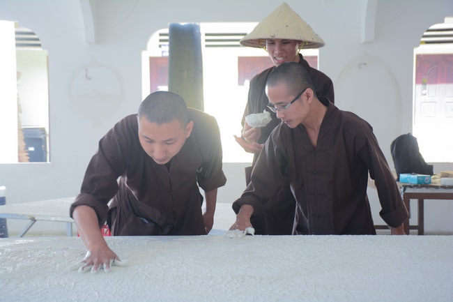 Series photos of activities preparing for the New Year 2020