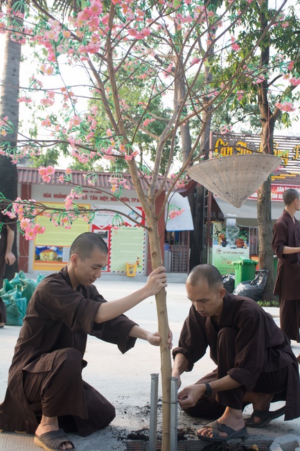 Series photos of activities preparing for the New Year 2020