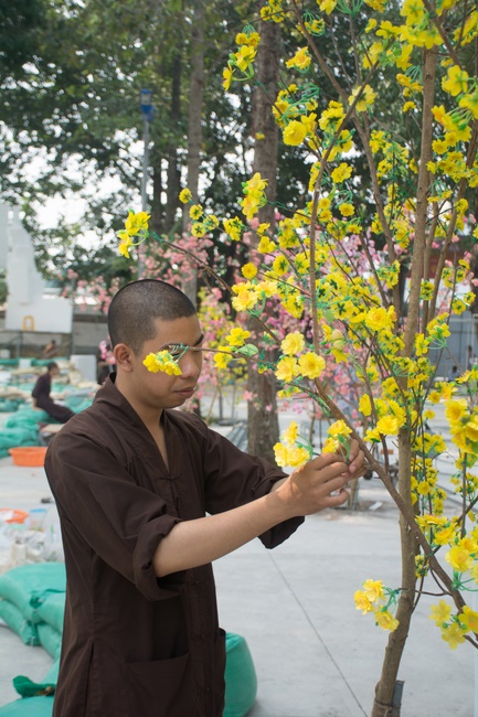 Series photos of activities preparing for the New Year 2020