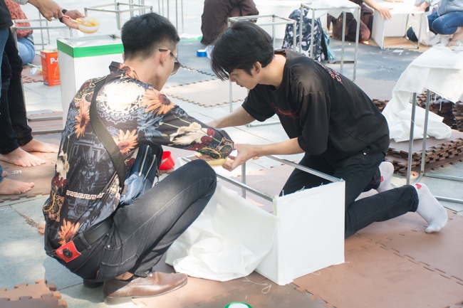 Series photos of activities preparing for the New Year 2020