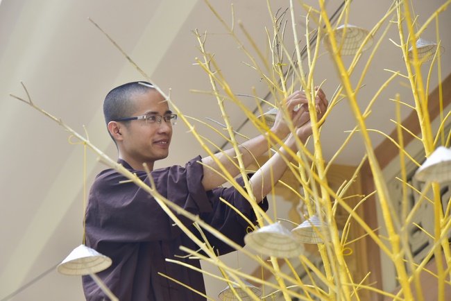 Series photos of activities preparing for the New Year 2020