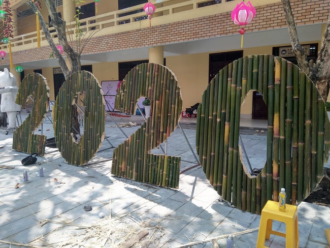 Series photos of activities preparing for the New Year 2020