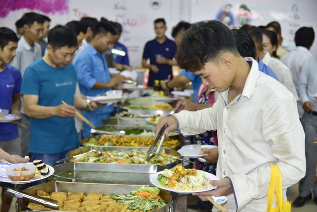 The year - end gratitude party