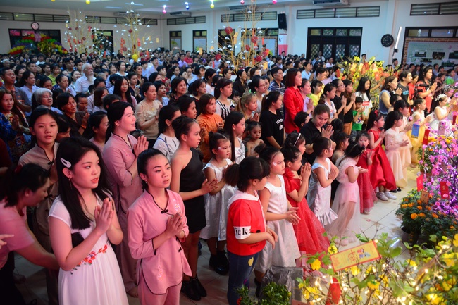 Tất niên tri ân Phật tử