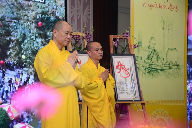 Tất niên tri ân Phật tử