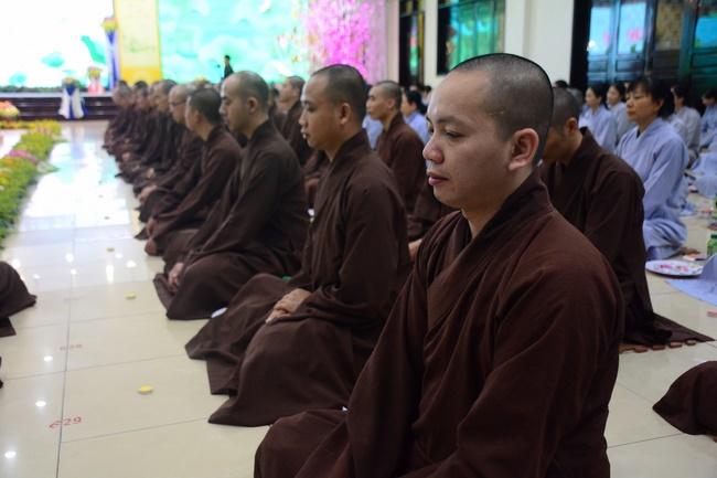 The second gratitude ceremony for the disciples.