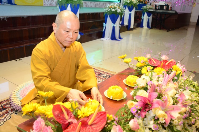 The second gratitude ceremony for the disciples.