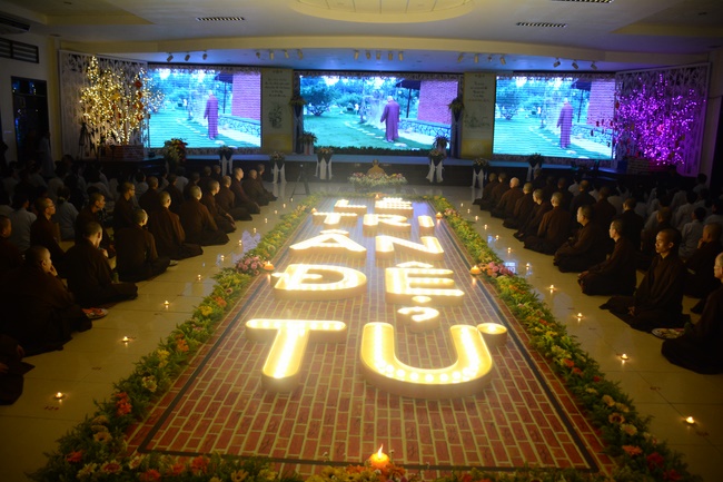 The second gratitude ceremony for the disciples.