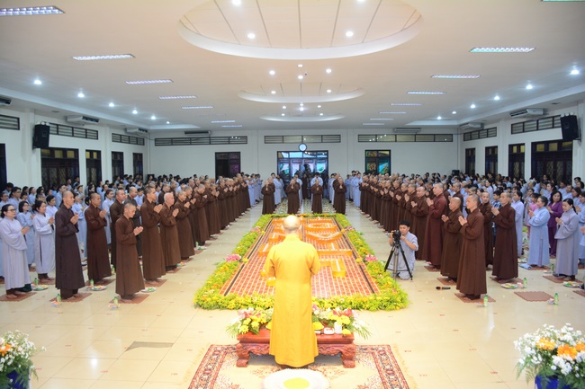 The second gratitude ceremony for the disciples.