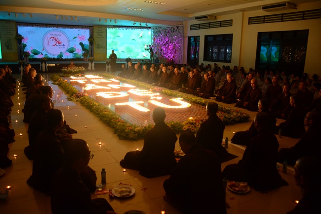 The second gratitude ceremony for the disciples.