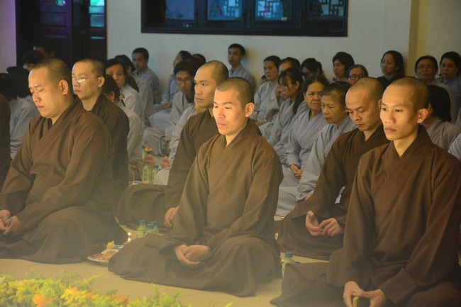 The second gratitude ceremony for the disciples.