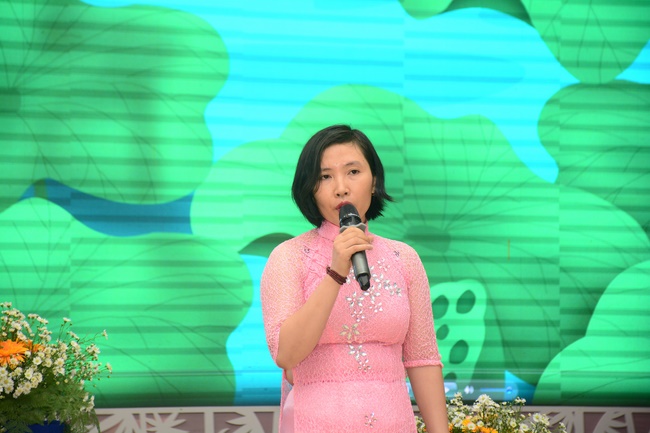 The second gratitude ceremony for the disciples.