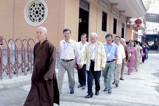 The Gratitude Ceremony and the Buddhist Activity Summary in 2019