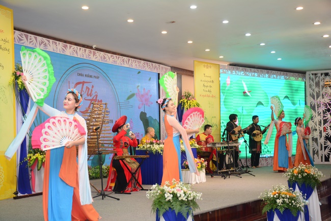 The Gratitude Ceremony and the Buddhist Activity Summary in 2019