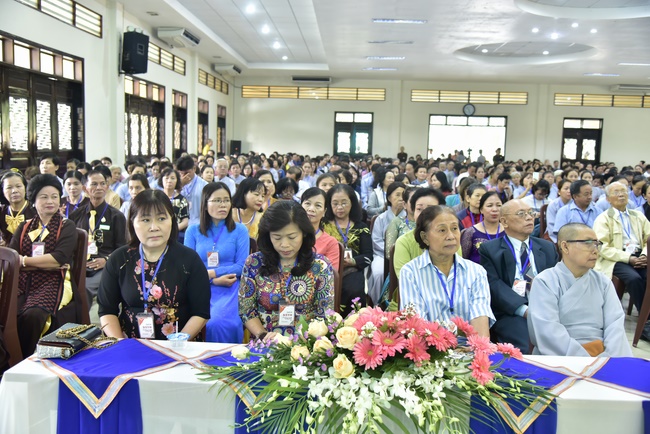 The Gratitude Ceremony and the Buddhist Activity Summary in 2019