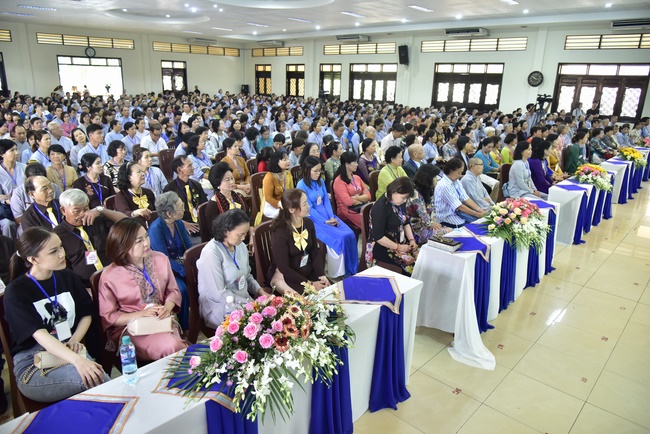 The Gratitude Ceremony and the Buddhist Activity Summary in 2019