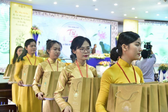 The Gratitude Ceremony and the Buddhist Activity Summary in 2019