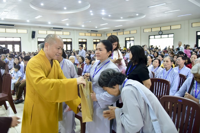 The Gratitude Ceremony and the Buddhist Activity Summary in 2019