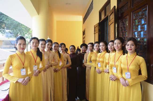 The Gratitude Ceremony and the Buddhist Activity Summary in 2019