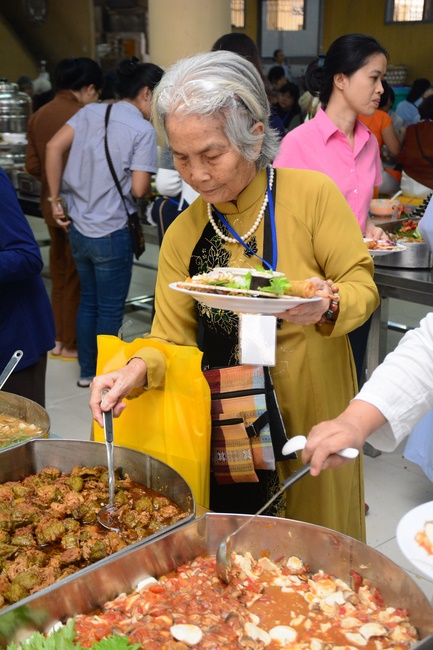 The Gratitude Ceremony and the Buddhist Activity Summary in 2019